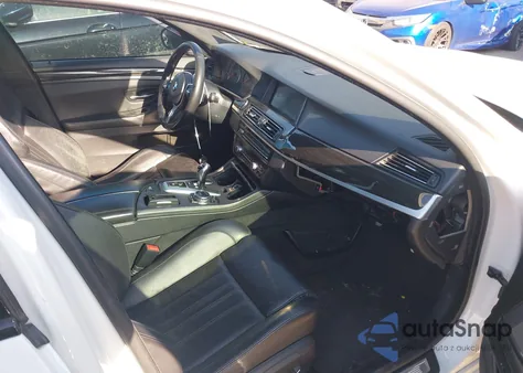 2015 BMW M5 from USA, damaged, VIN WBSFV9C53FD594181